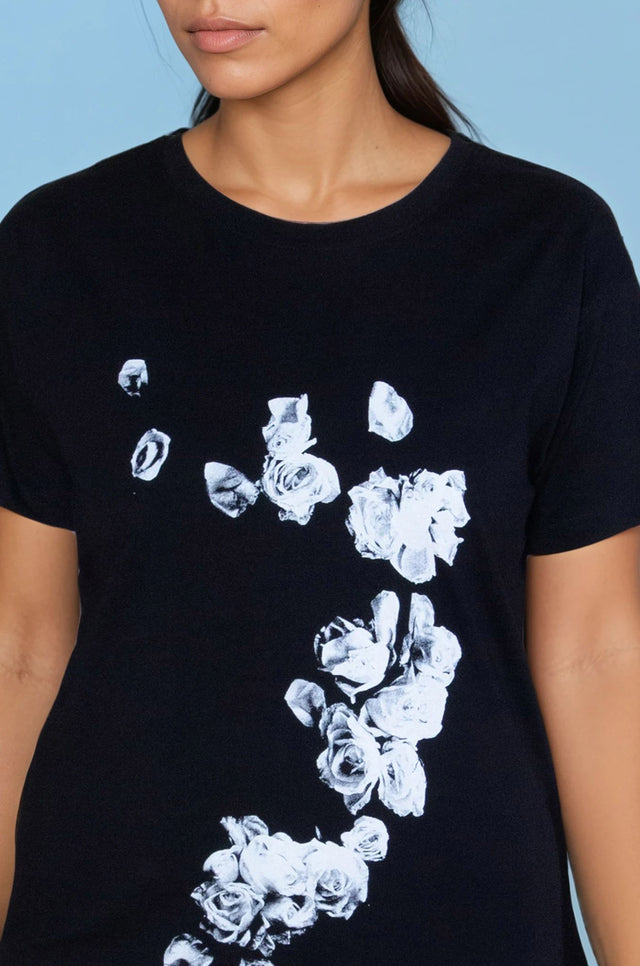 Röna Fitted Tee (Roses)