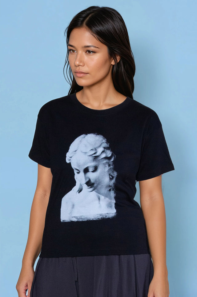 Röna Fitted Tee (Goddess)