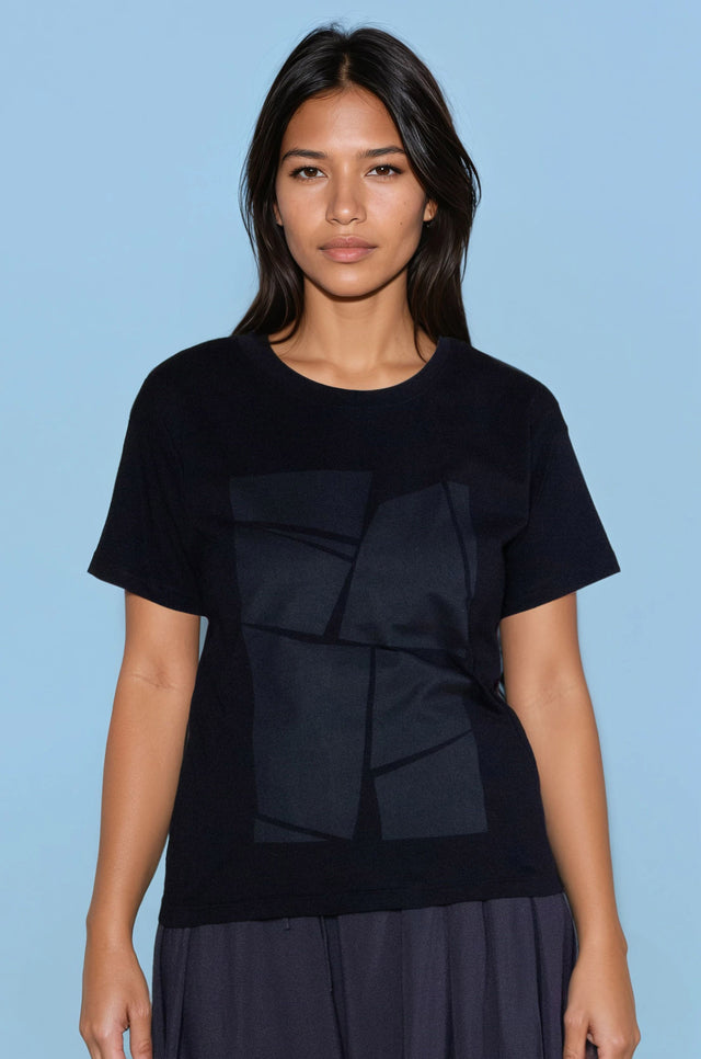 Röna Fitted Tee (Fracture)