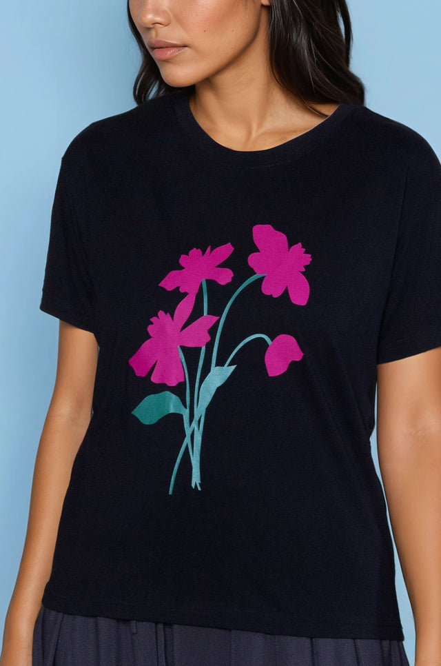 Röna Fitted Tee (Bouquet)